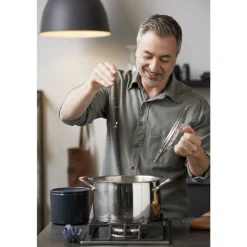 New By Tareq Taylor Amandine Gryde Stål