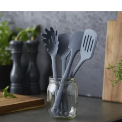 Sale By Tareq Taylor Annie Dejskraber Indigo