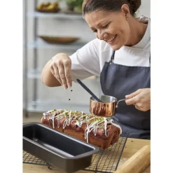 Best Blomsterbergs Brødform Black Steel