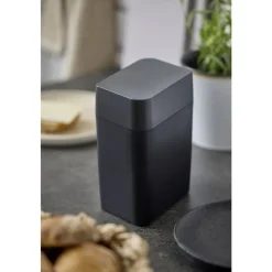 Rosti Classic Osteboks Sort