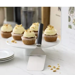 Hot Rosti Emma Palet bred Black