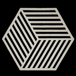 New Zone Denmark Hexagon Bordskåner Warm Grey