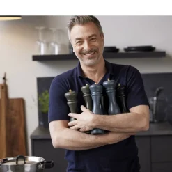 Hot By Tareq Taylor Himalaya Salt- og peberkværnsæt Sæt Sort