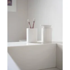 Hot Zone Denmark Karma Tandbørstekrus White