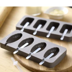 Discount Blomsterbergs Madeleine Ispindeform til 4 stk. Latte