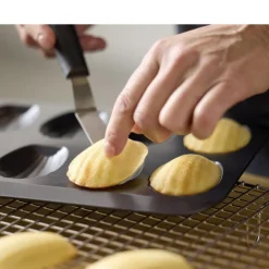 Blomsterbergs Madeleineform til 12 stk. Stål