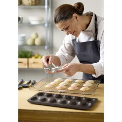 Blomsterbergs Madeleineform til 12 stk. Stål