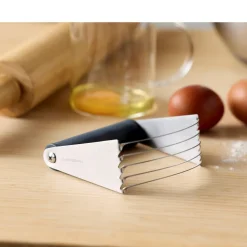 New Blomsterbergs Mørdejsjern Stål/Grå