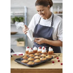 Online Blomsterbergs Muffinform til 12 stk. Black Steel