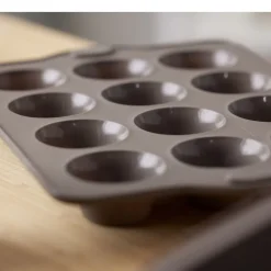 Blomsterbergs Muffinform til 12 stk. Latte