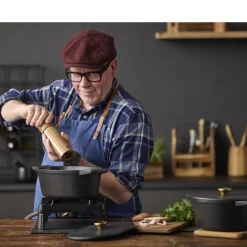 Online HOLM Støbejernsgryde Sort