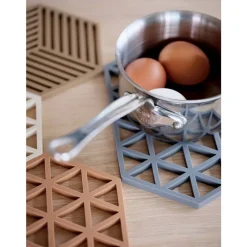 New Zone Denmark Triangles Bordskåner Cool Grey