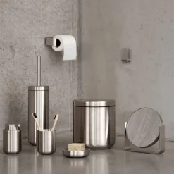 Hot Zone Denmark Ume Toiletbørste B&oslash;rstet stål