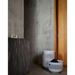 Hot Zone Denmark Ume Vasketøjskurv med låg Soft Grey